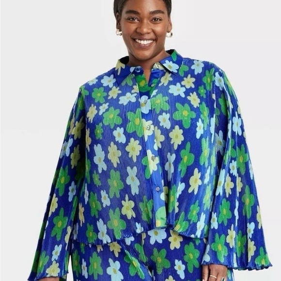 NWT Sammy B Women's Plus Size Cropped Button-Down Shirt 2X Floral - Picture 1 of 11